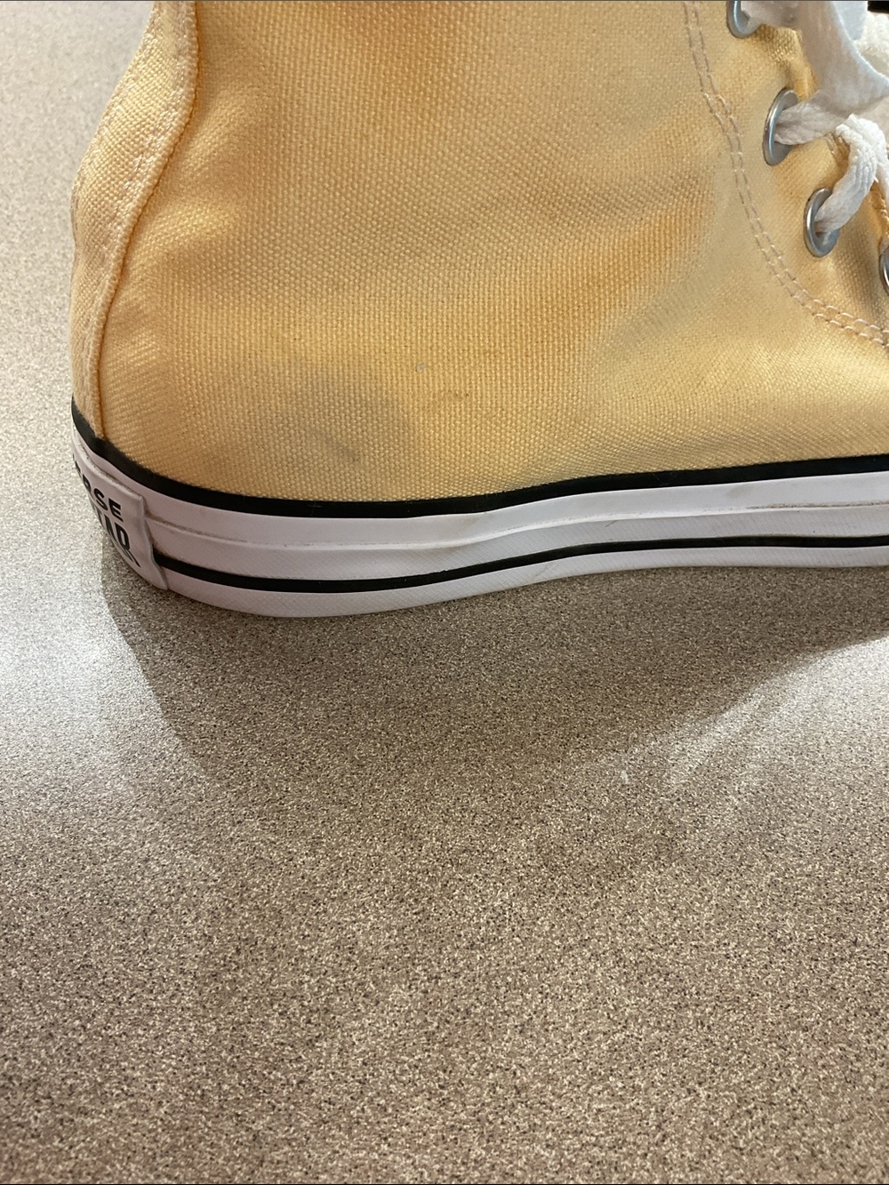 Converse - Picture 7 of 10